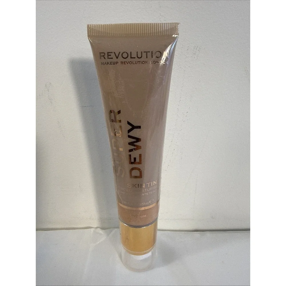 REVOLUTION SUPER DEWY‎ SKIN TINT MOISTURIZER - MOCHA -FULL SIZE 1.85 fl oz